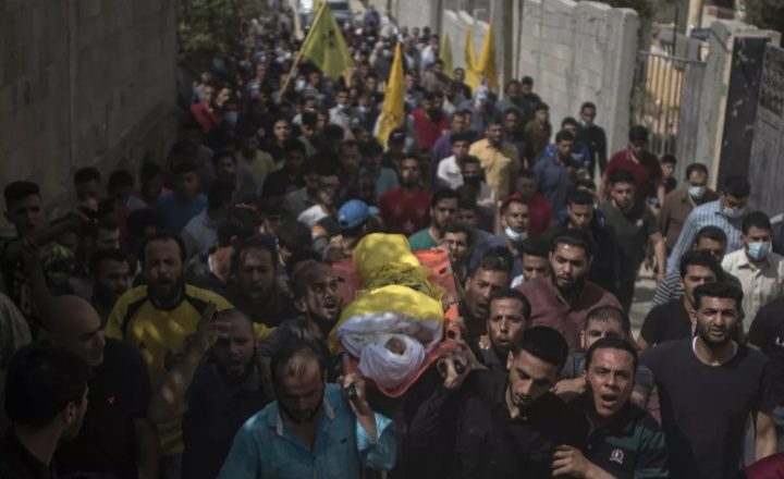 Sobe para 30 o número de mortes por bombardeios em Gaza e Israel