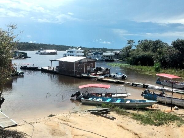 Tarumã, um rio em disputa