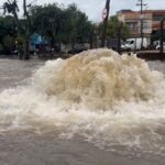 Durante chuva água sobe de bueiros e volta a alagar trechos de Porto Alegre